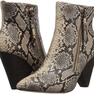 Splendid Neva Snakeskin Booties Size 7 New